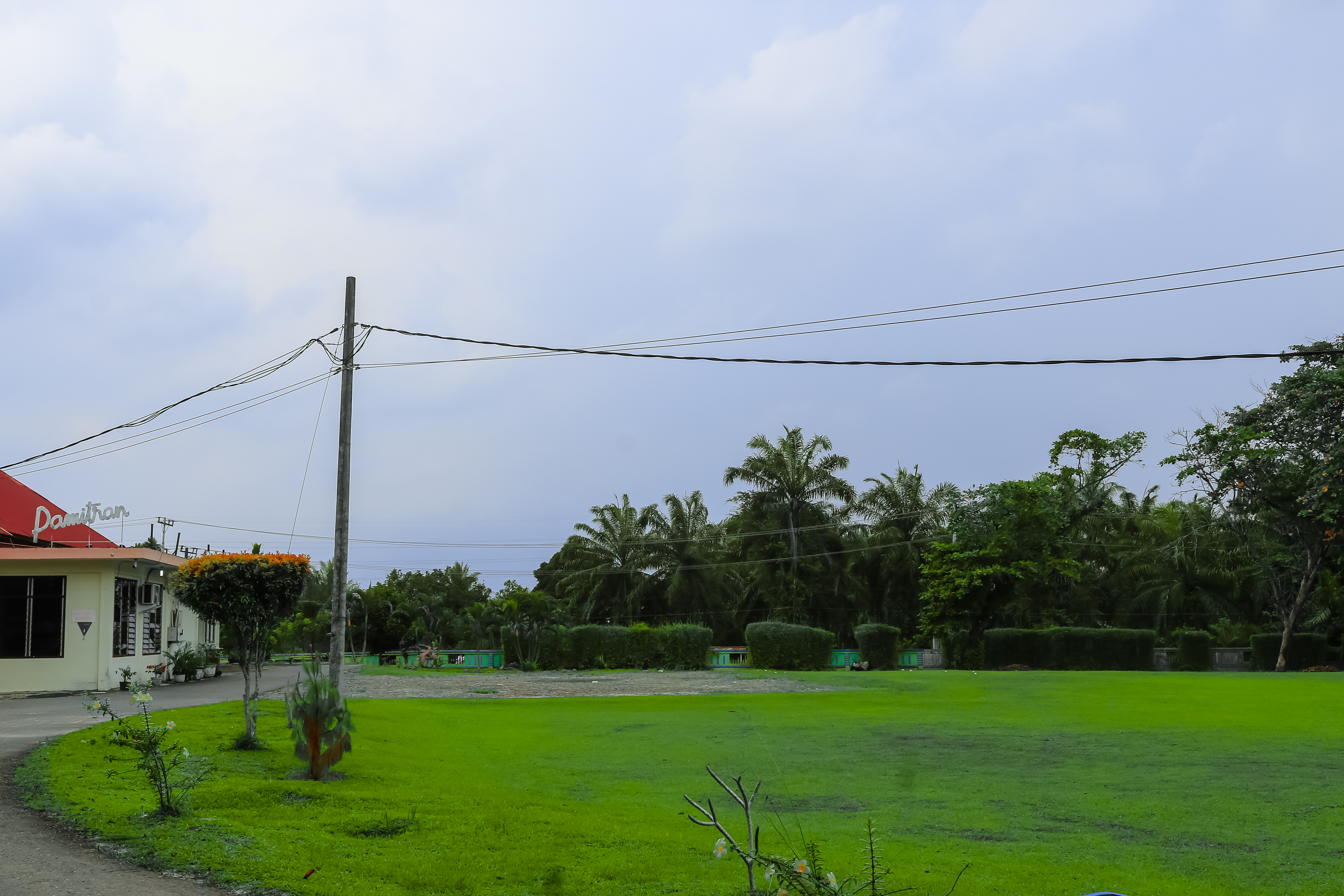 Lahan Parkir Pamitran